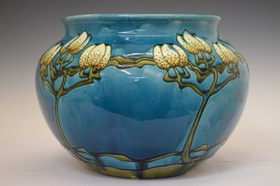 Lot 416 - Minton jardinière