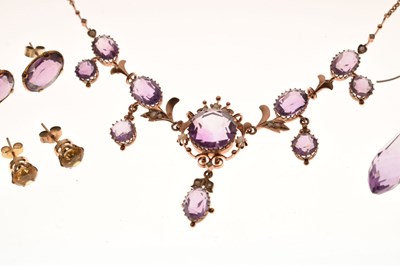 Lot 60 - Early 20th century amethyst and seed pearl necklace, tagged '9ct'