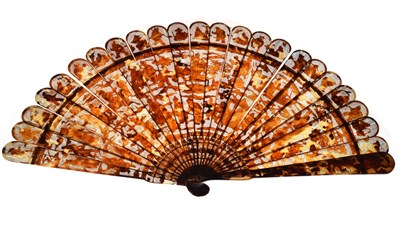 Lot 448 - 19th century Chinese Canton tortoiseshell brisé fan