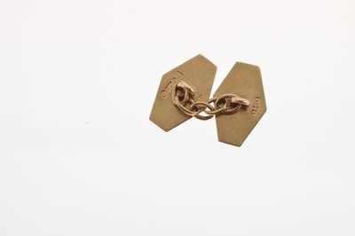 Lot 61 - Pair of vintage 9ct gold cufflinks