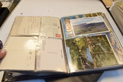 Lot 179 - Bag of postcards