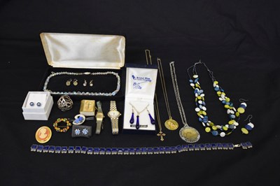 Lot 67 - Collection of costume jewellery