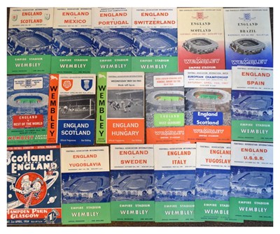 Lot 306 - Quantity of football programmes