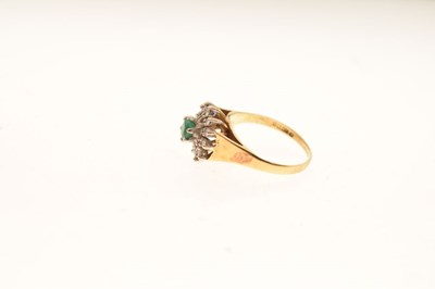 Lot 9 - 18ct gold, diamond and emerald cluster ring
