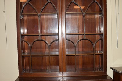 Lot 621 - Glass front display cabinet