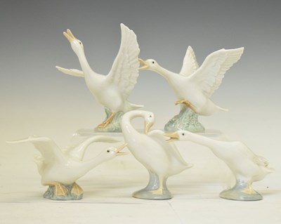 Lot 399 - Five Lladro porcelain swans