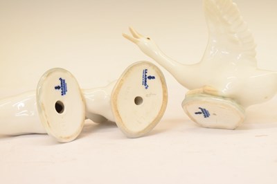 Lot 399 - Five Lladro porcelain swans