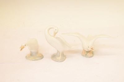 Lot 399 - Five Lladro porcelain swans