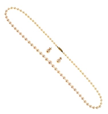 Lot 58 - Graduated row of cultured pearls