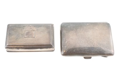 Lot 239 - George III silver snuff box and silver cigarette case