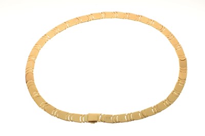 Lot 160 - Italian three-colour collar and matching bracelet