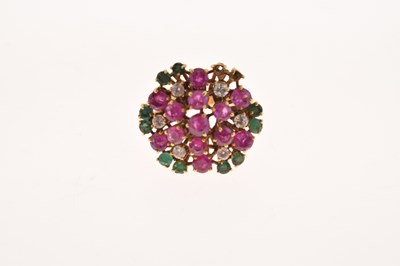 Lot 121 - Multi-gem cluster ring