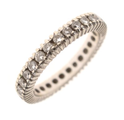 Lot 107 - Diamond eternity ring