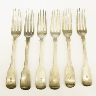 Lot 276 - Set of six George IV silver fiddle pattern dessert/side forks