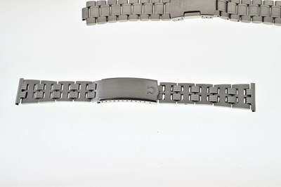 Lot 217 - Omega Seamaster Professional stainless steel bracelet
