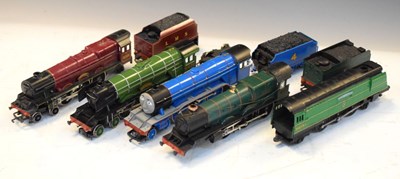 Lot 242 - 00 locos