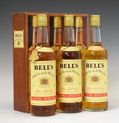 Lot 710 - Bell's Finest 'Extra Special' Old Scotch Whisky, Perth