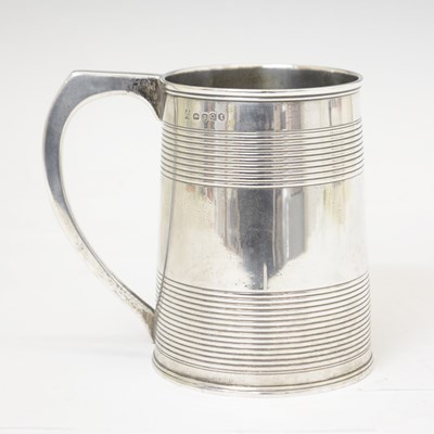 Lot 245 - George III silver mug