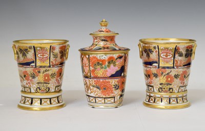 Lot 408 - Pair of Chamberlains Worcester Imari cache pots, etc