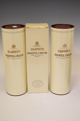 Lot 700 - Harvey's Bristol Cream Sherry