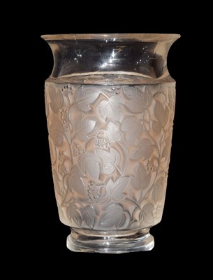 Lot 565 - Lalique Deauville vase