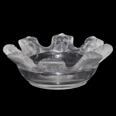 Lot 579 - Lalique bowl with eight faces (Khedive)