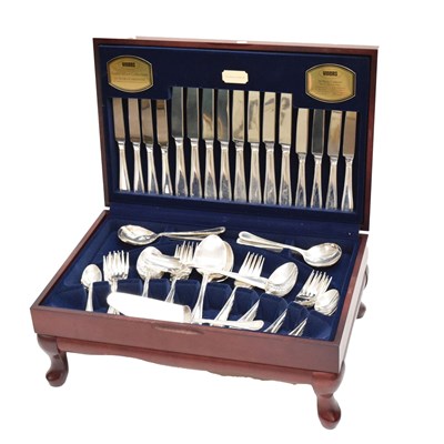 Lot 852 - Viners eight person traditional bead pattern canteen of cutlery