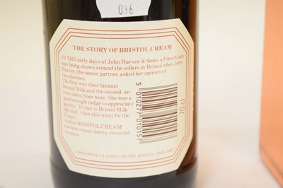 Lot 477 - Harvey's Bristol Cream Sherry