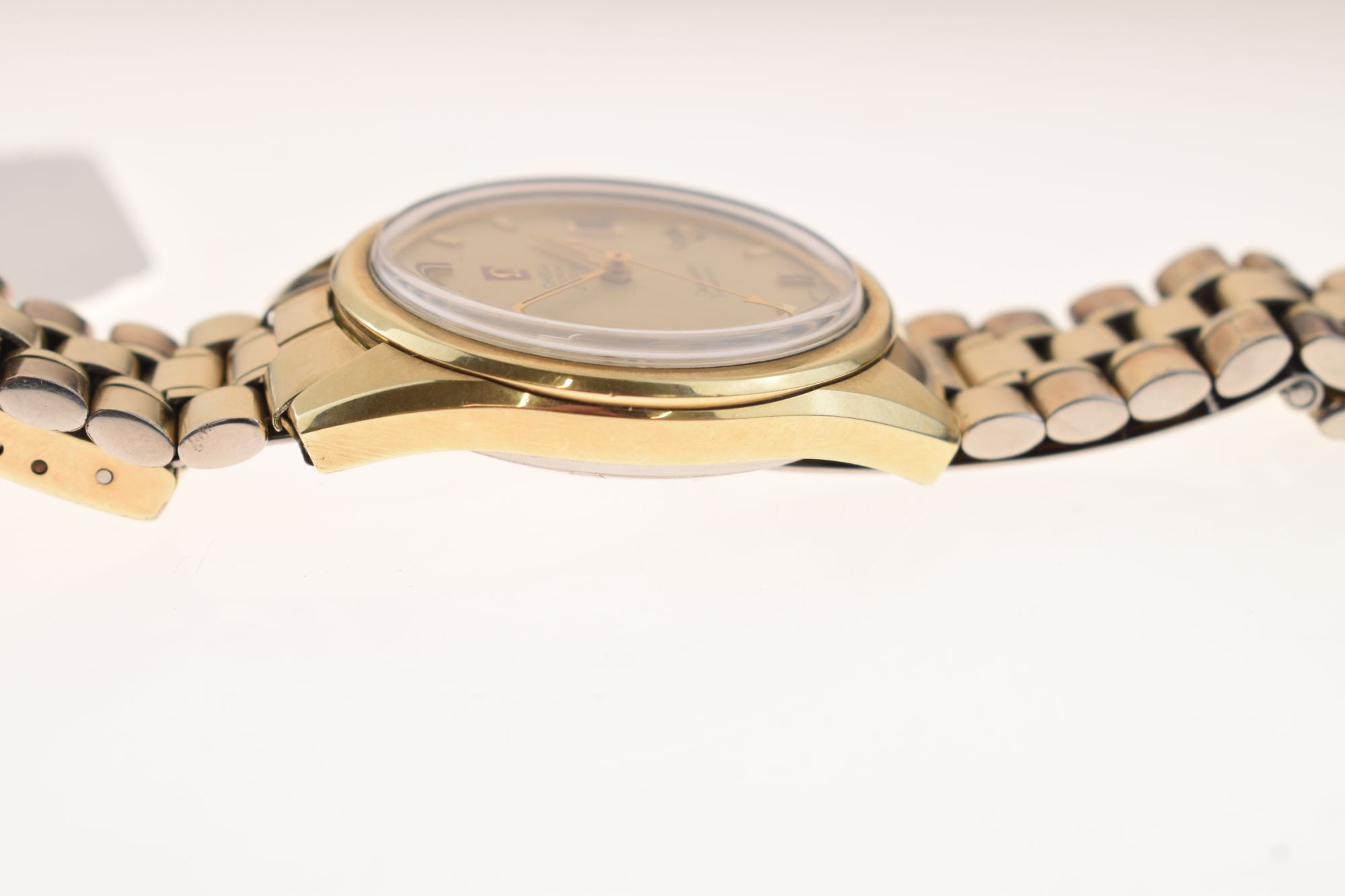 Lot 213 - Omega - Gentleman's gold on steel Seamaster