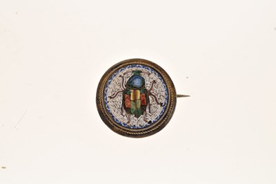 Lot 85 - 19th century small micro mosaic brooch