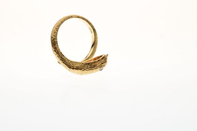Lot 102 - Diamond set serpent ring