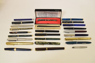 Lot 327 - Collection of vintage fountain pens