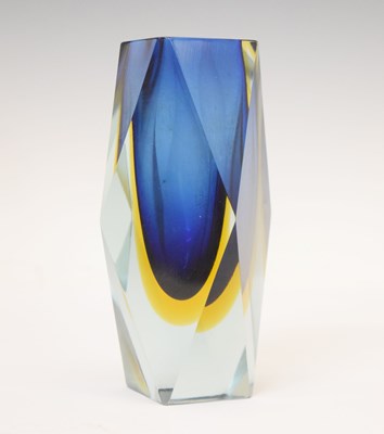 Lot 608 - Venetian Murano 'Sommerso' vase