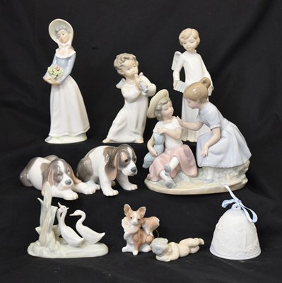 Lot 611 - Quantity of Lladro and Nao figures