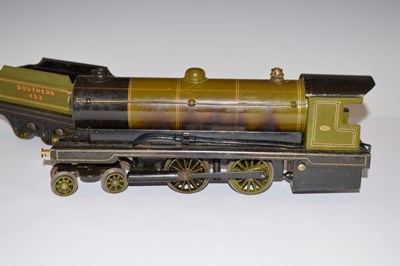 Lot 257 - Bowman models 234 loco and 250 tender