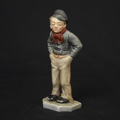 Lot 539 - Royal Worcester 'Down & Out' series figure