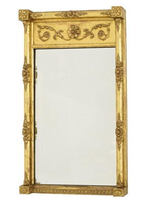 Lot 783 - Regency gilt mirror