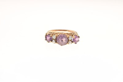 Lot 50 - 9ct gold, amethyst and seed pearl ring
