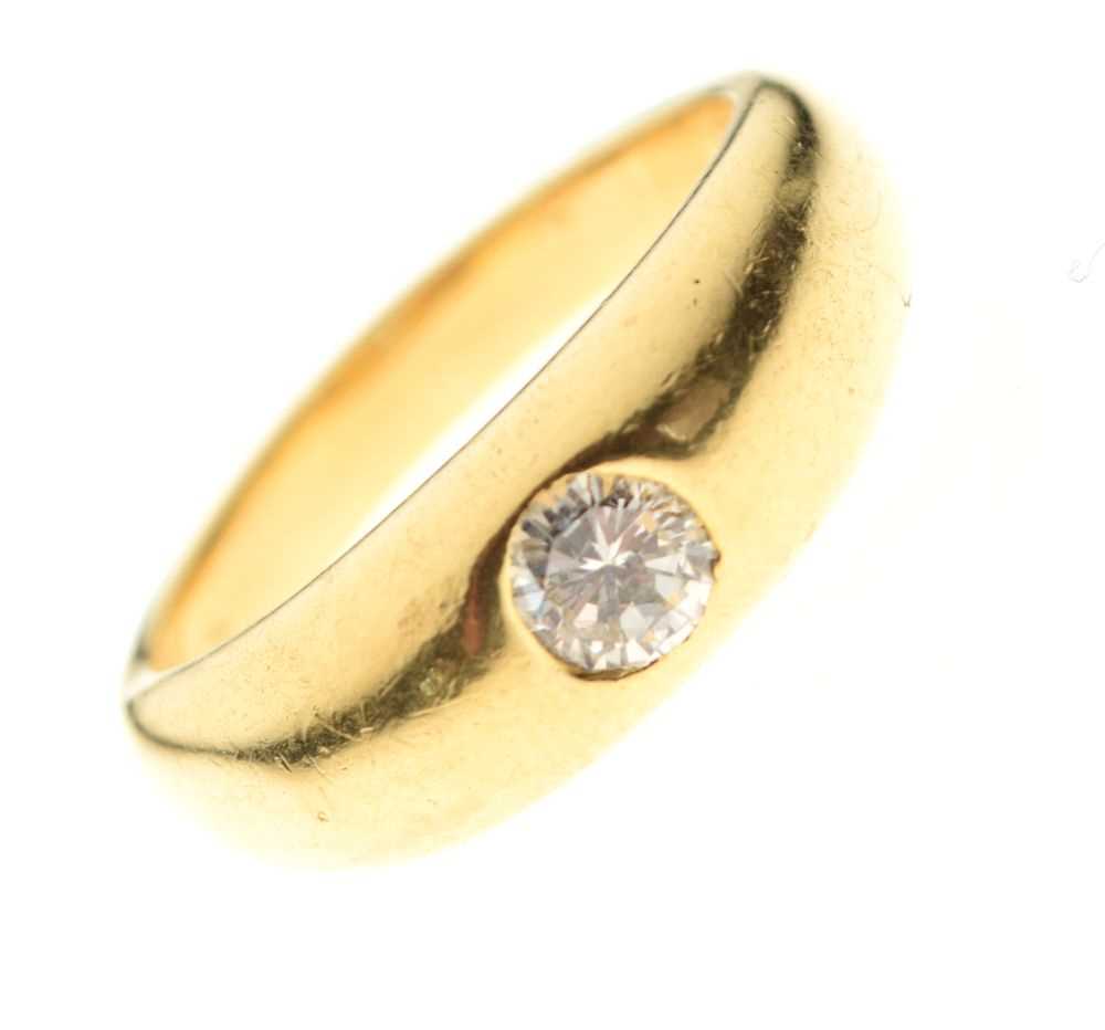 Lot 3 - Gentleman's 18ct solitaire diamond ring
