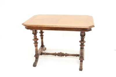 Lot 804 - Late Victorian oak centre table