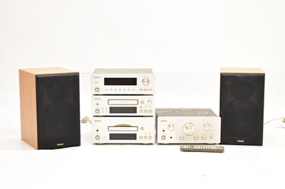 Lot 361 - TEAC music system with speakers