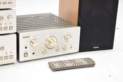 Lot 361 - TEAC music system with speakers