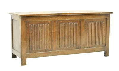 Lot 781 - Reproduction oak coffer