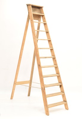 Lot 861 - Vintage wooden 12-rung step ladder