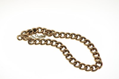 Lot 26 - Yellow metal curb-link bracelet