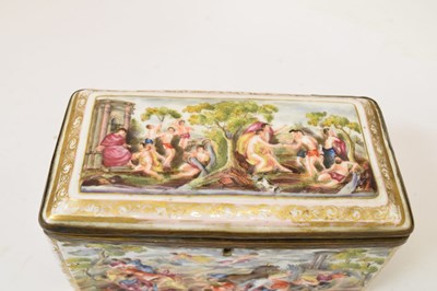 Lot 615 - Capodimonte box