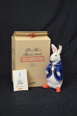 Lot 425 - Steiff - Limited edition 'Peter Rabbit Replica 1904/05'