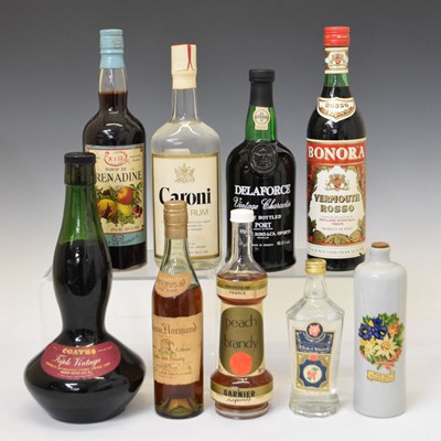 Lot 522 - Quantity of spirits and liqueurs