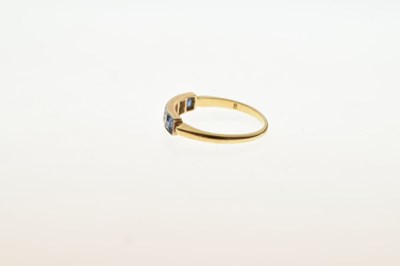 Lot 8 - Yellow metal, sapphire and diamond five-stone ring