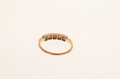 Lot 8 - Yellow metal, sapphire and diamond five-stone ring